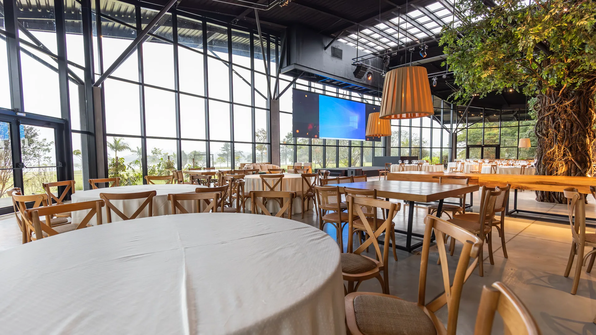 Warm restaurant dining room
